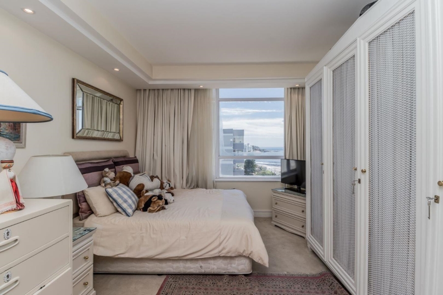 3 Bedroom Property for Sale in Sea Point Western Cape
